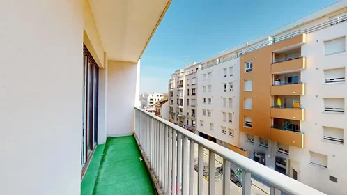 Private room at Rue du Chablais, , image 8 of 10