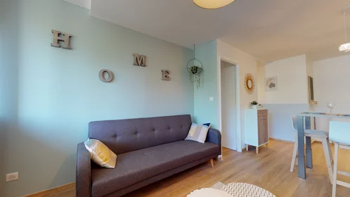 Quarto privado em 29 Rue Calvin/ 230 rue Coligny 2ème étage, imagem 3 de 14