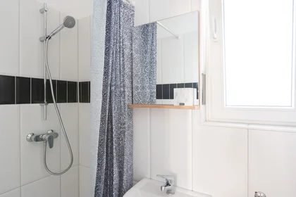 Entire apartment at Aakerfährstraße, image 22 of 23