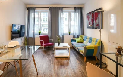 Apartamento inteiro em Bismarckstraße, Innenstadt, imagem 2 de 10