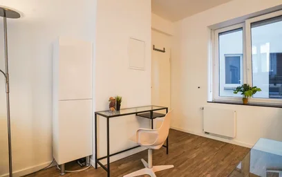 Apartamento inteiro em Bismarckstraße, Innenstadt, imagem 9 de 10