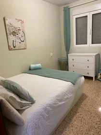 私人房间 在 Calle Méndez Núñez, El Grao, 10的图像1