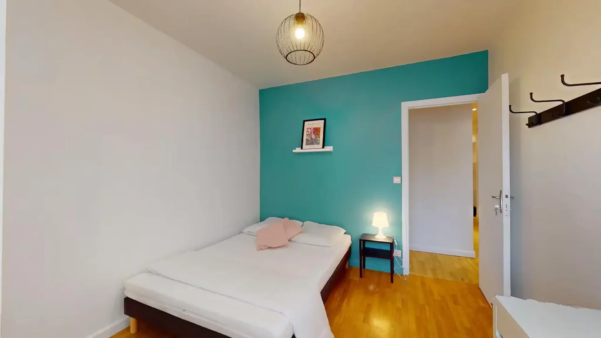 Habitación asequible para estudiantes con buena iluminación en 