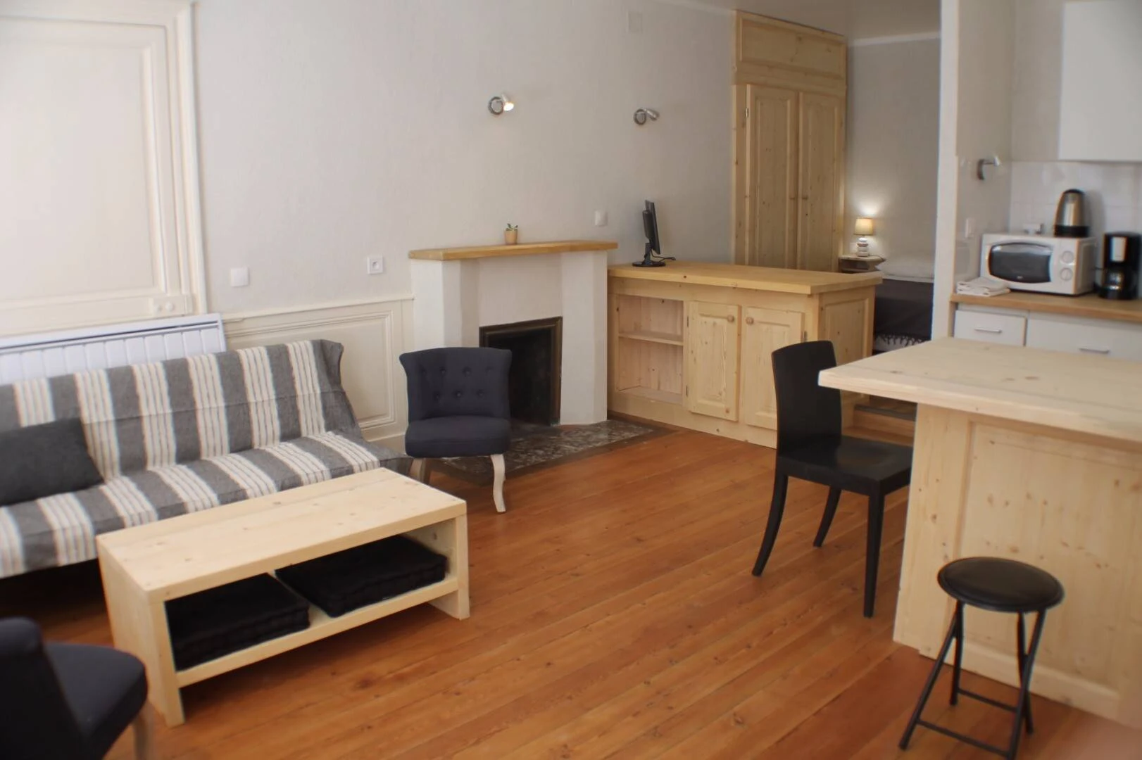 Chambre à louer dans un appartement en colocation à La Rochelle