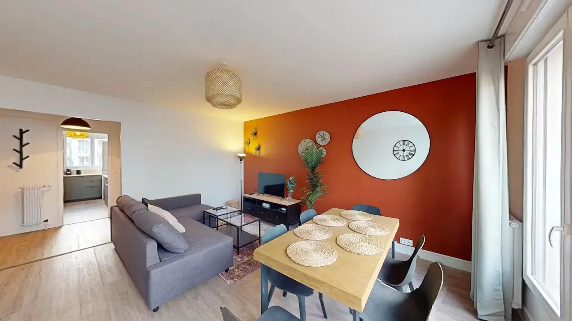 Habitación asequible para estudiantes con buena iluminación en 