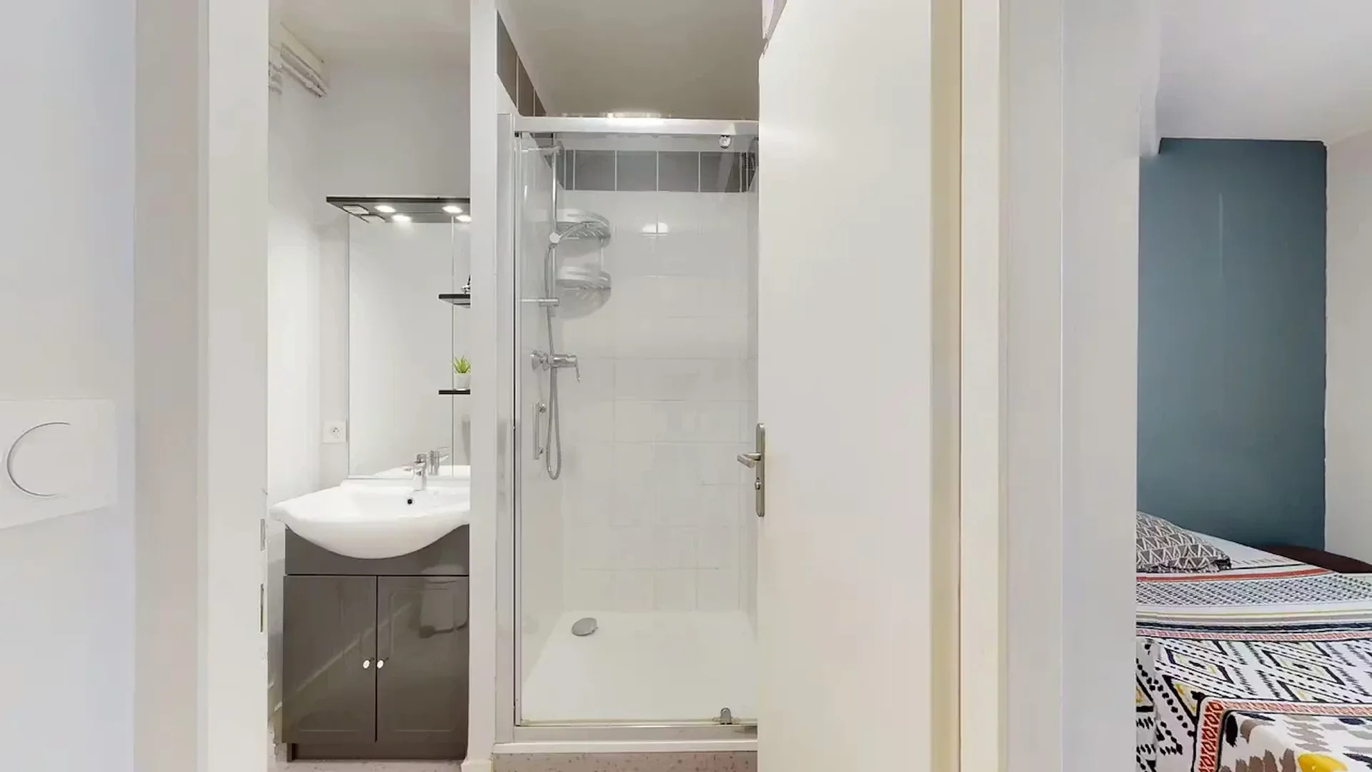 Chambre à louer dans un appartement d'étudiant à , entièrement meublée
