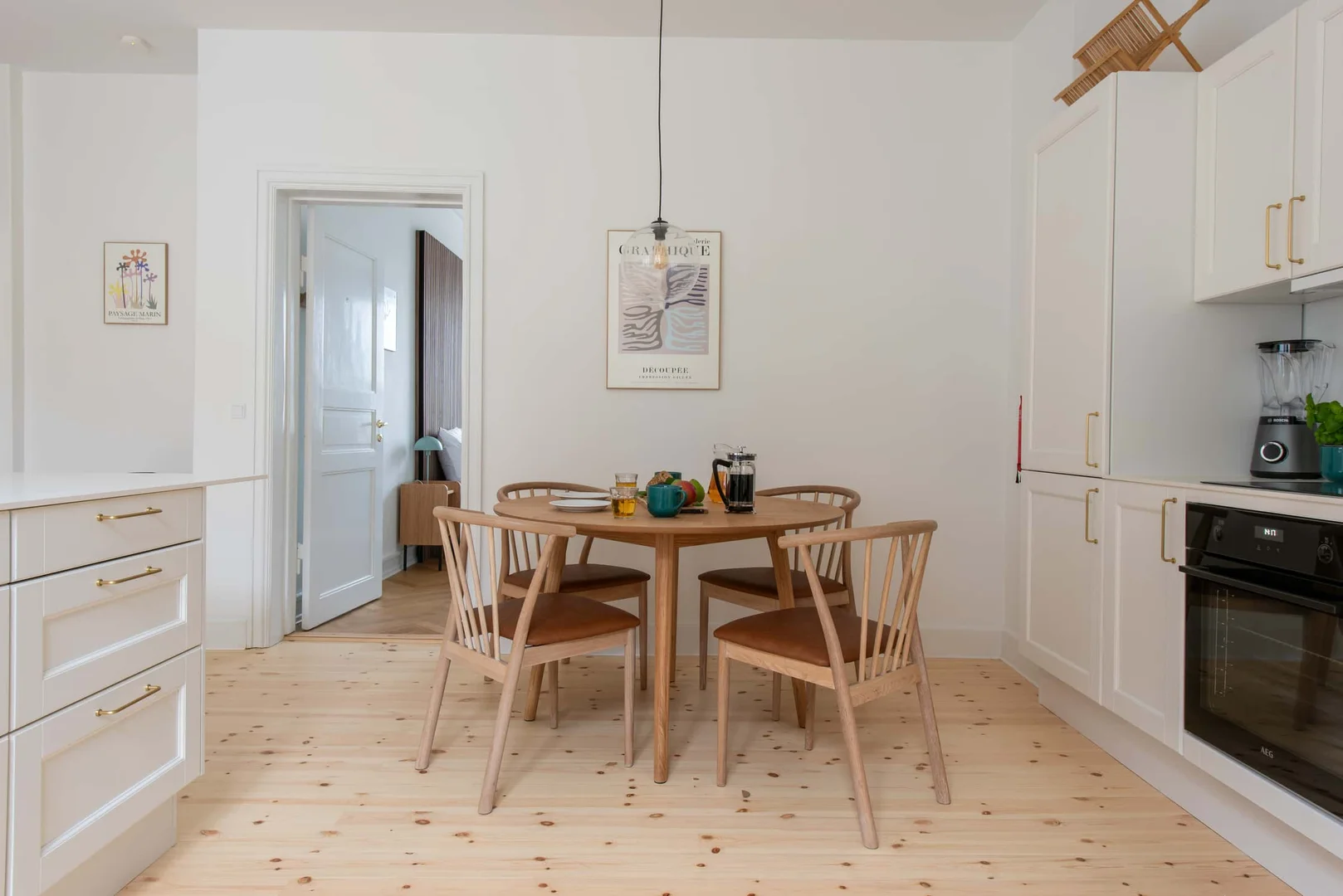 Habitación estudiantil económica cerca del campus en 
