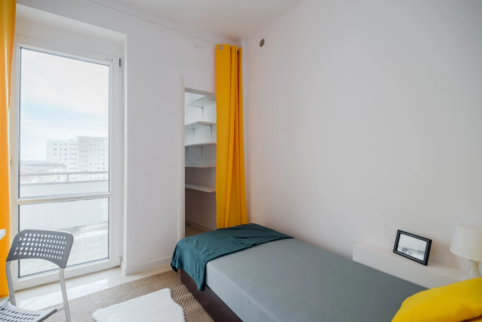 Gdynia de çift kişilik yataklı kiralık oda