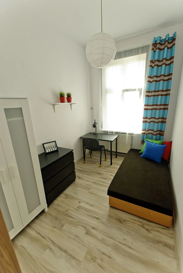 Pokój do wynajęcia z podwójnym łóżkiem w Gdansk
