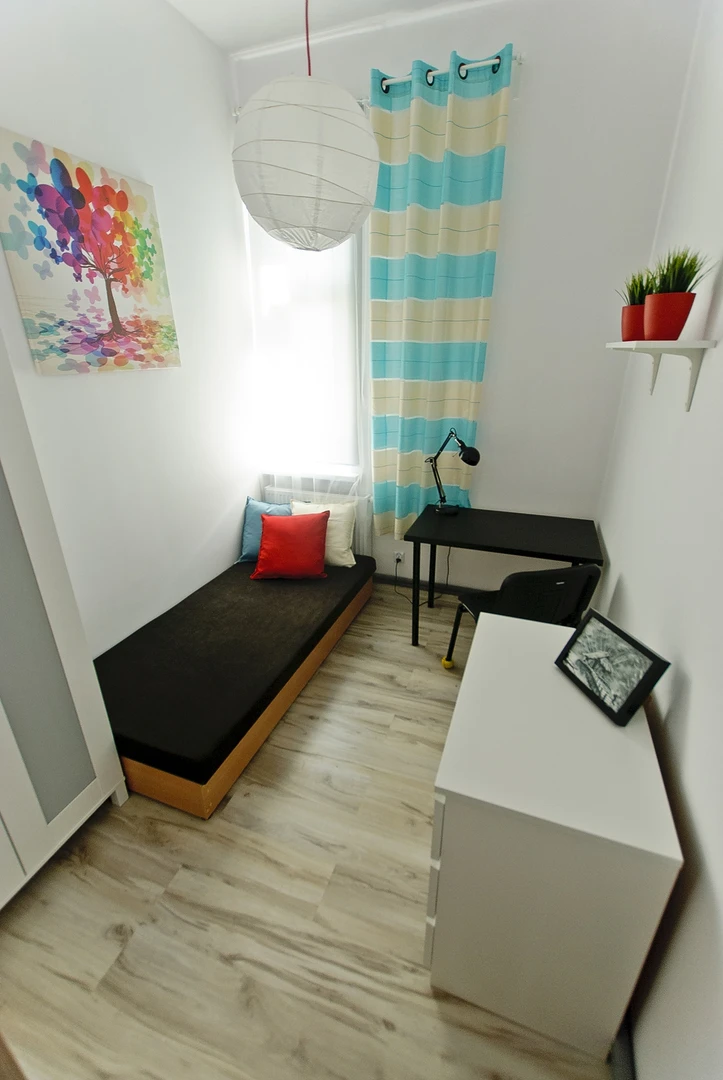 Cheap private room in Gdansk
