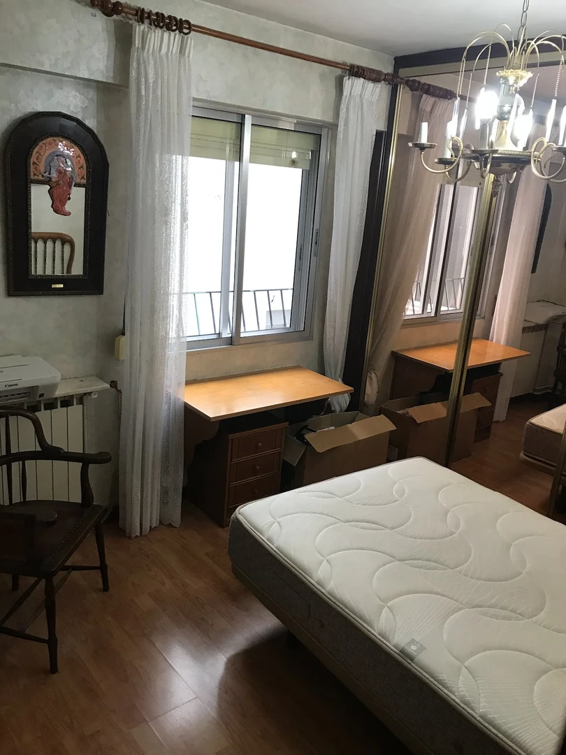 Chambre à louer dans un appartement en colocation à Valladolid