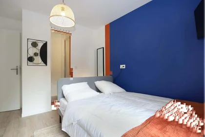 私人房间 在 56 Bd Saint-Michel, 49100 Angers, France, 9的图像2