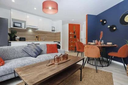 私人房间 在 56 Bd Saint-Michel, 49100 Angers, France, 9的图像4