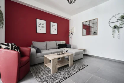Prywatny pokój 108 Rue Victor Hugo, obraz 1 10
