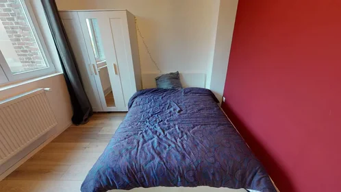 Privatzimmer in der Rue de Belle Vue, Fives, bild 1 von 10