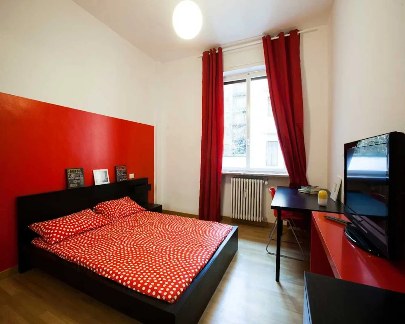 Camera per studenti economica con posizione comoda a 