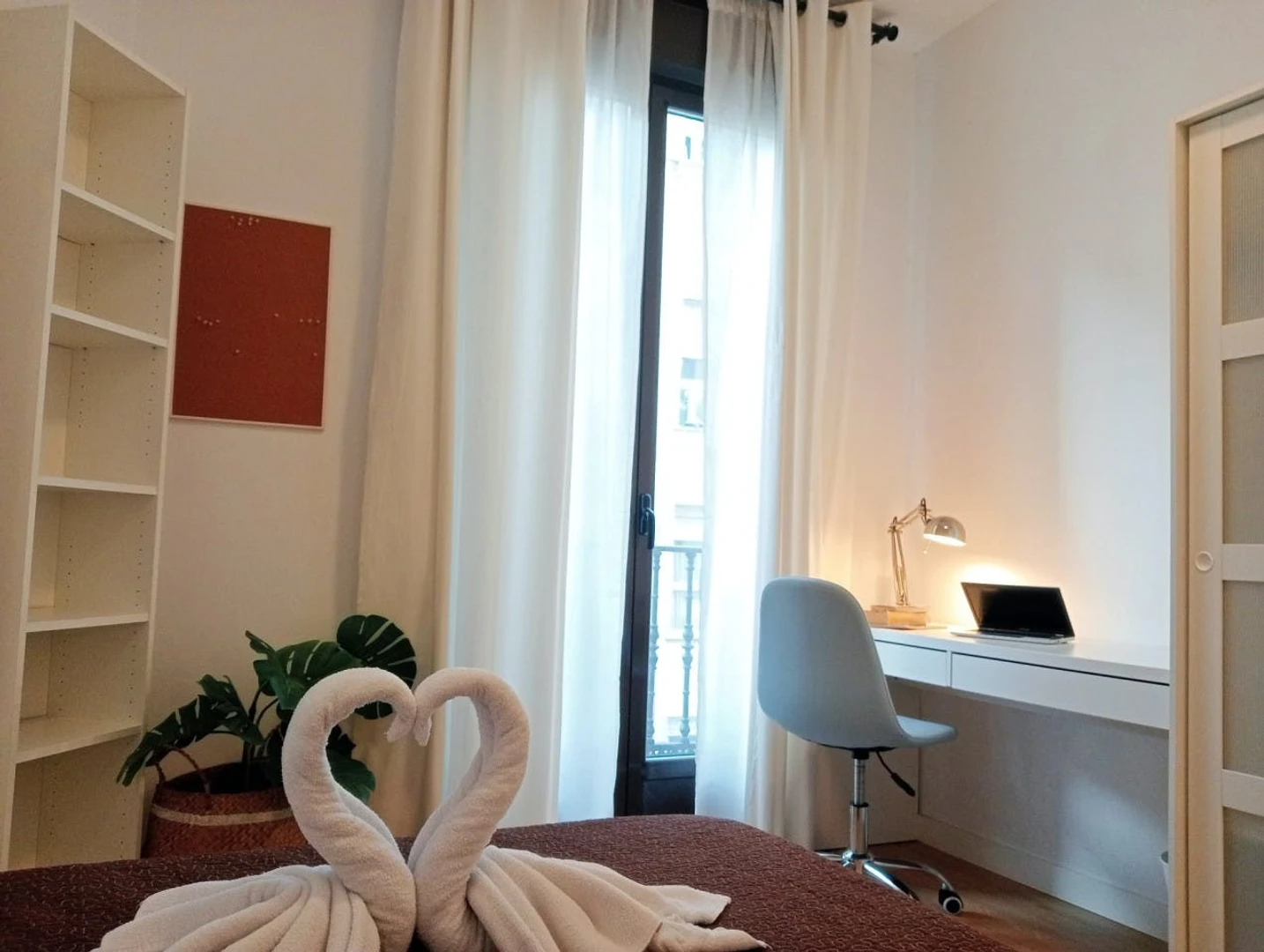 Chambre à louer dans un appartement en colocation à Madrid