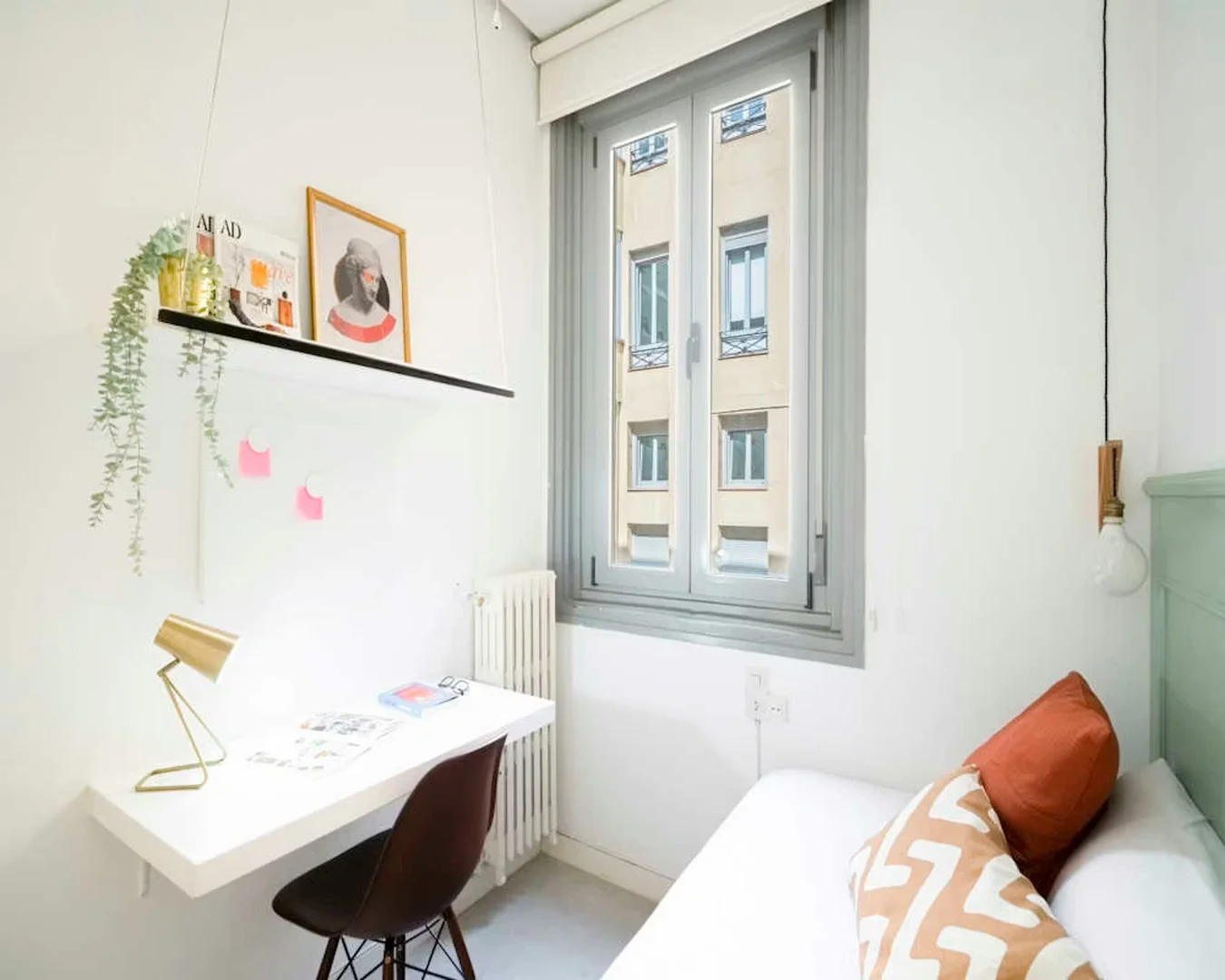 Habitación asequible para estudiantes con buena iluminación en 