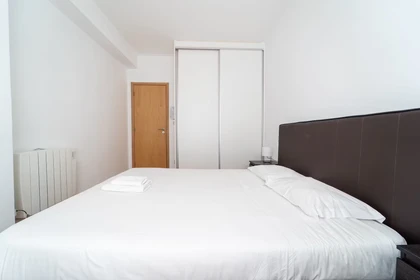 Room for rent with double bed Braga