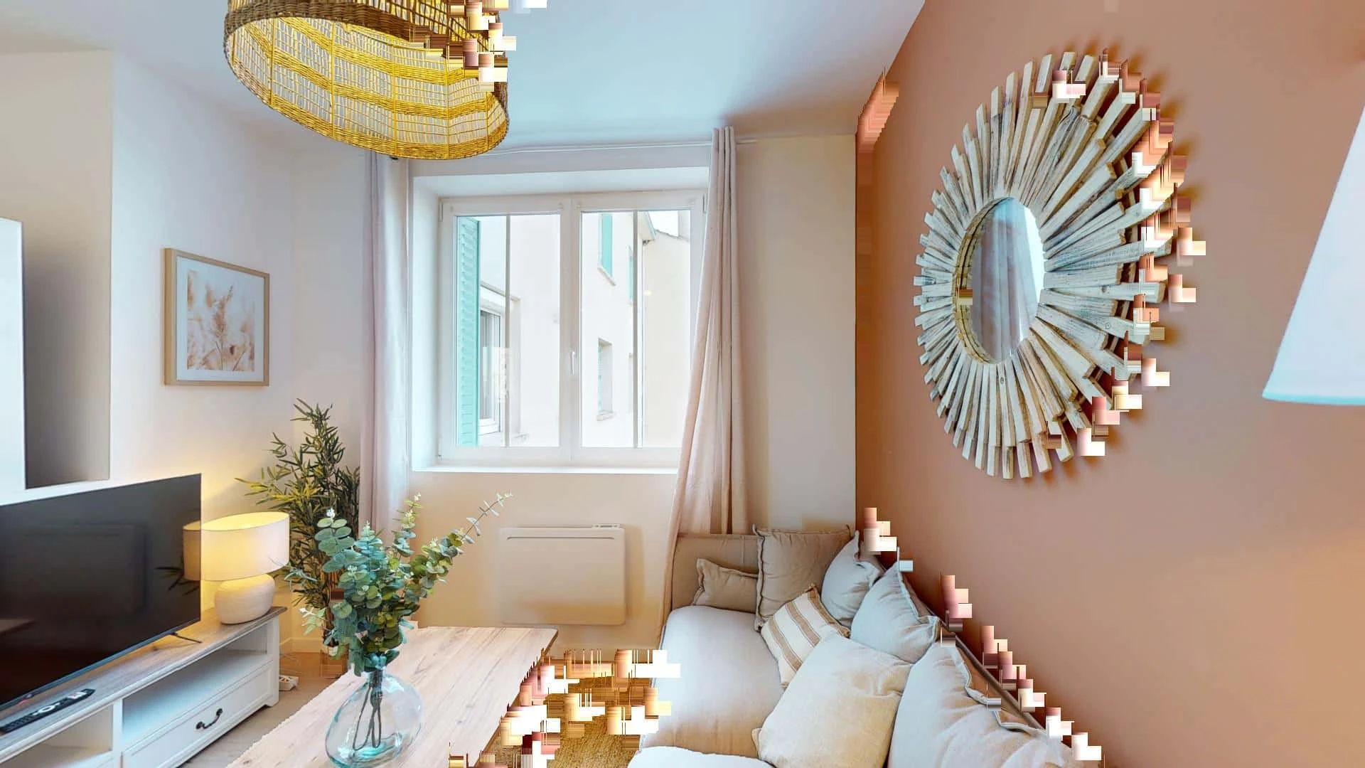 Bright private room in Dijon