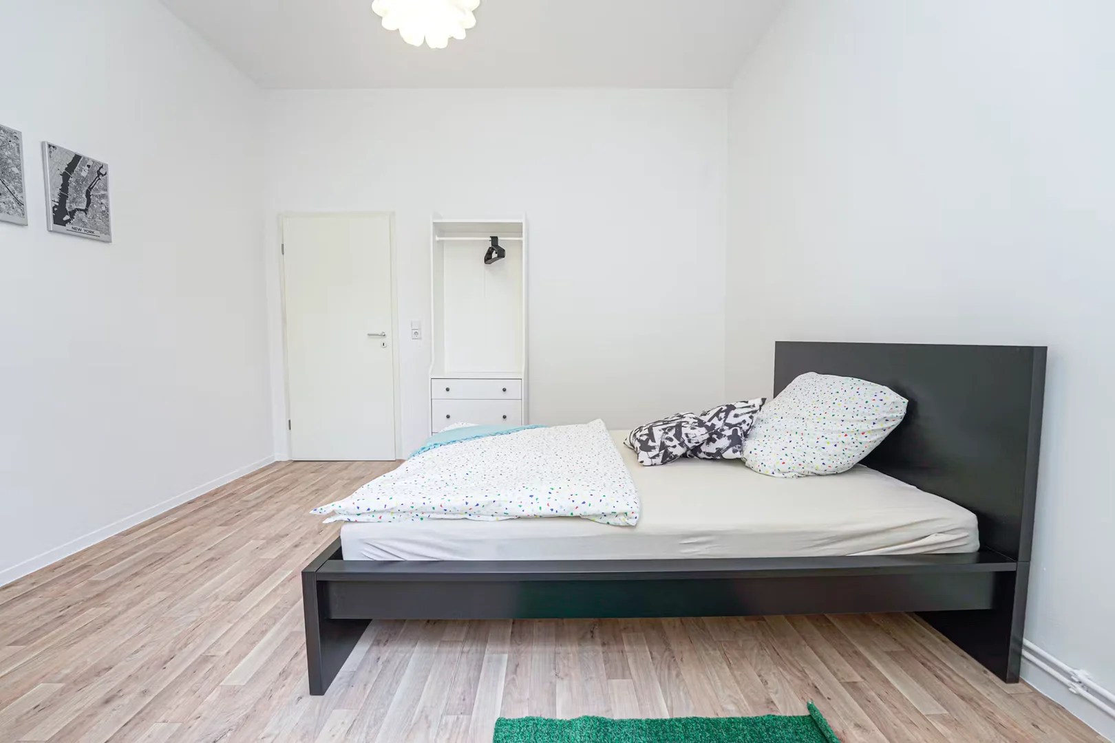 Confortevole e spaziosa stanza per studenti in 