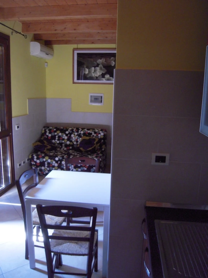 3 Zimmer Unterkunft in Parma