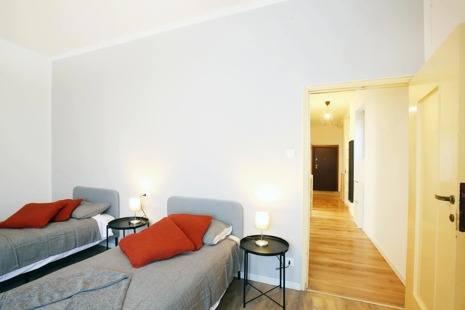 Stanza in condivisione in un appartamento di 3 camere da letto Modena