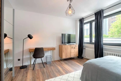 Quarto para alugar num apartamento partilhado em Koln