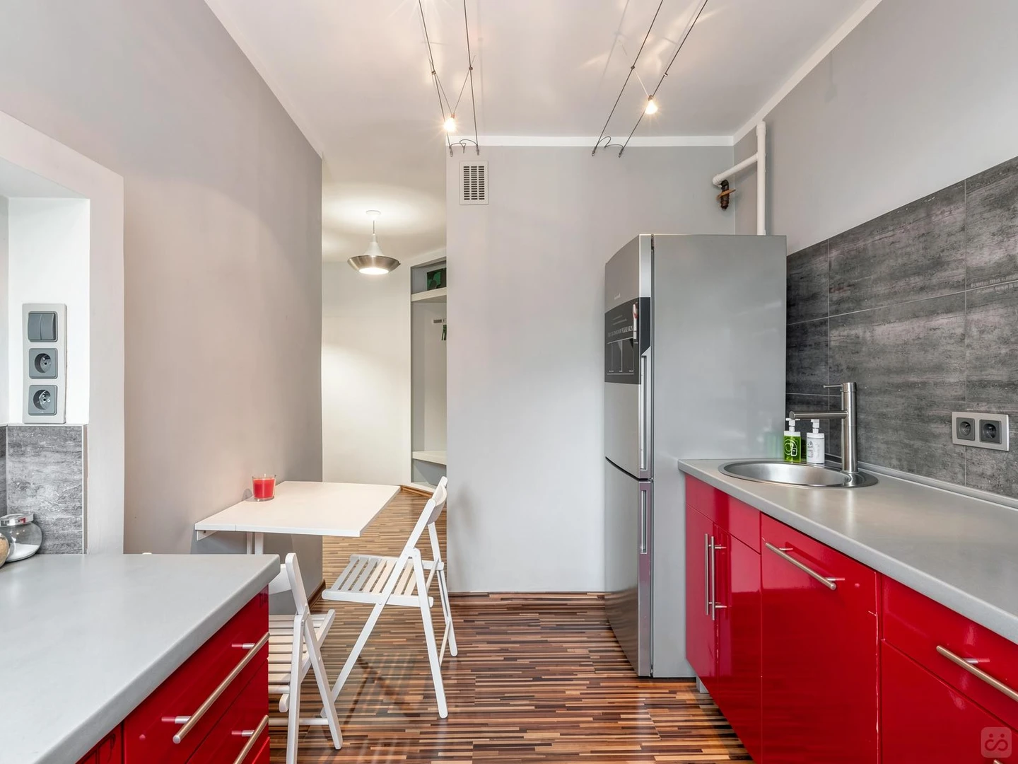 Bezahlbares Zimmer für Studenten mit ausreichender Beleuchtung in 