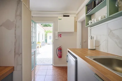 Apartamento inteiro em Rua Gonçalves Crespo, Carcavelos, imagem 6 de 10