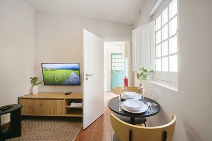 Apartamento inteiro em Rua Gonçalves Crespo, Carcavelos, imagem 10 de 10
