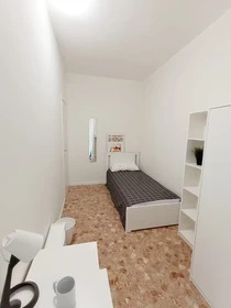 Günstiges Privatzimmer in Bari