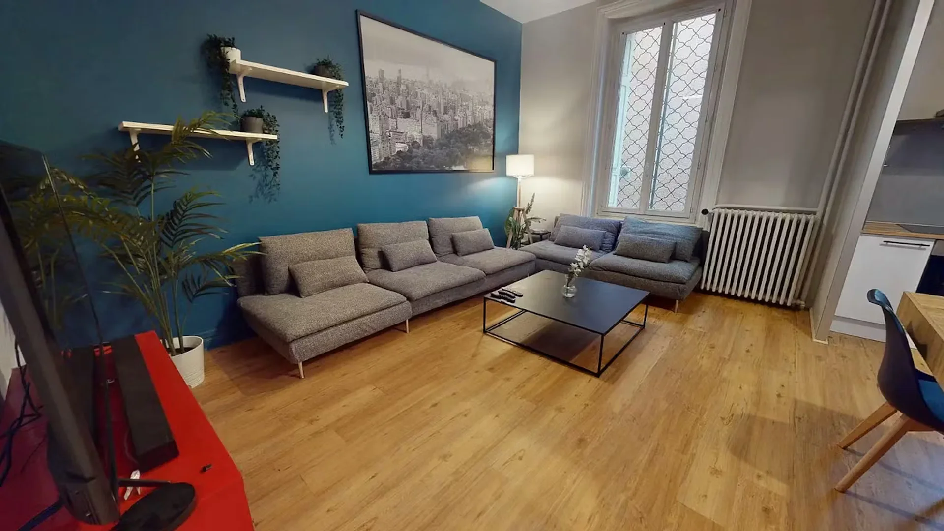 Zimmer in Studentenwohnung in  zu vermieten, voll möbliert