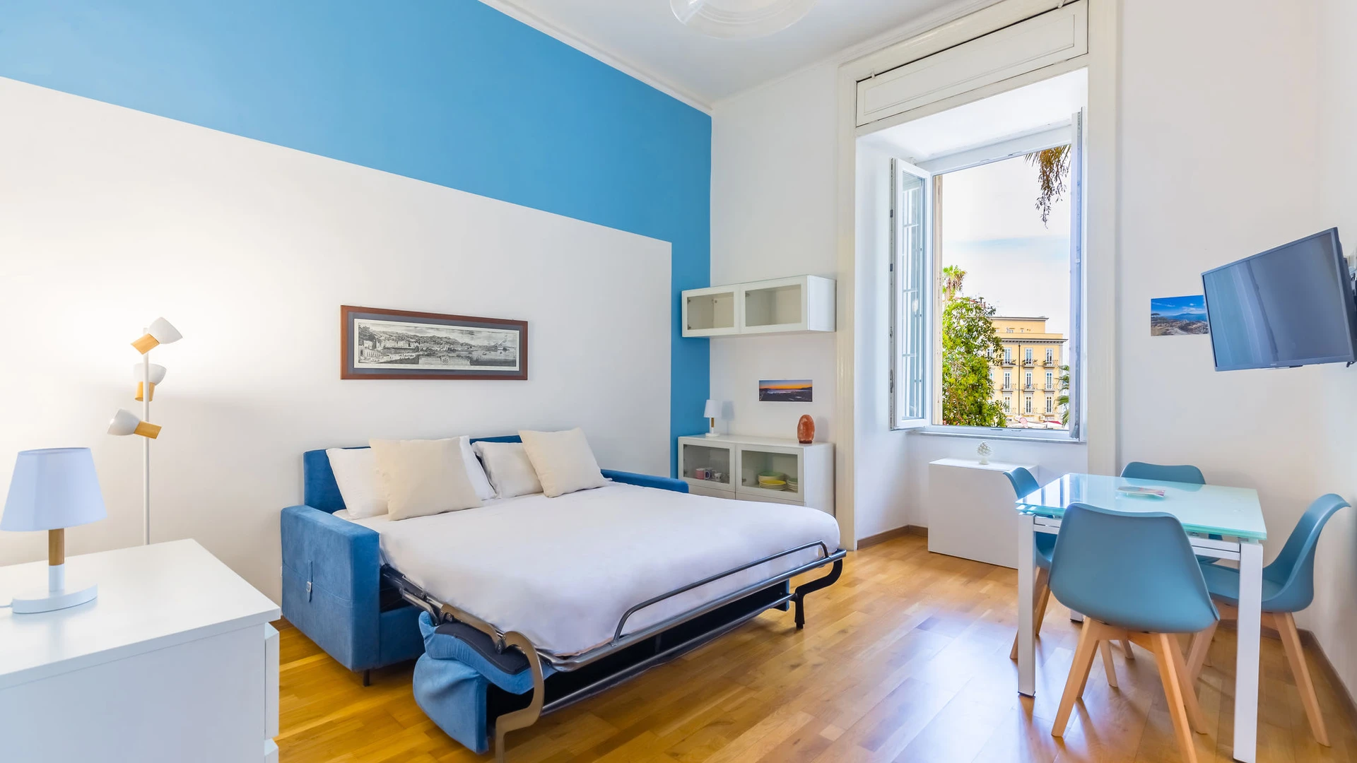 Apartamento totalmente mobilado em Nápoles