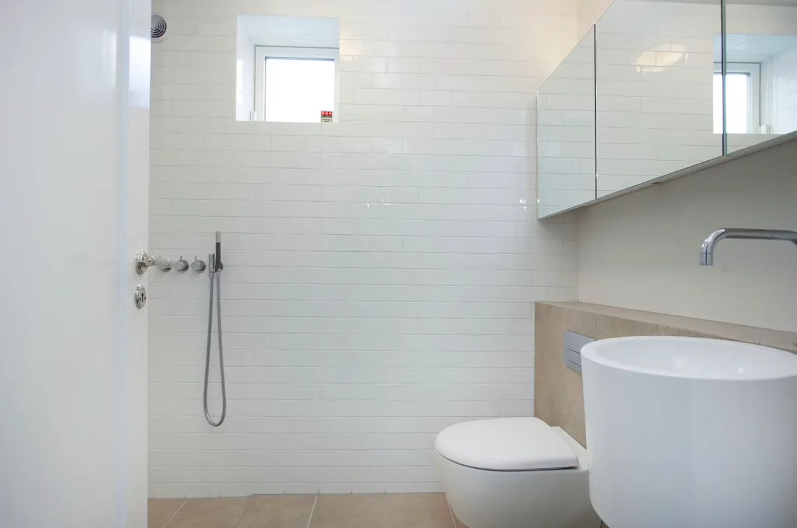 Habitación estudiantil económica con ubicación conveniente en 