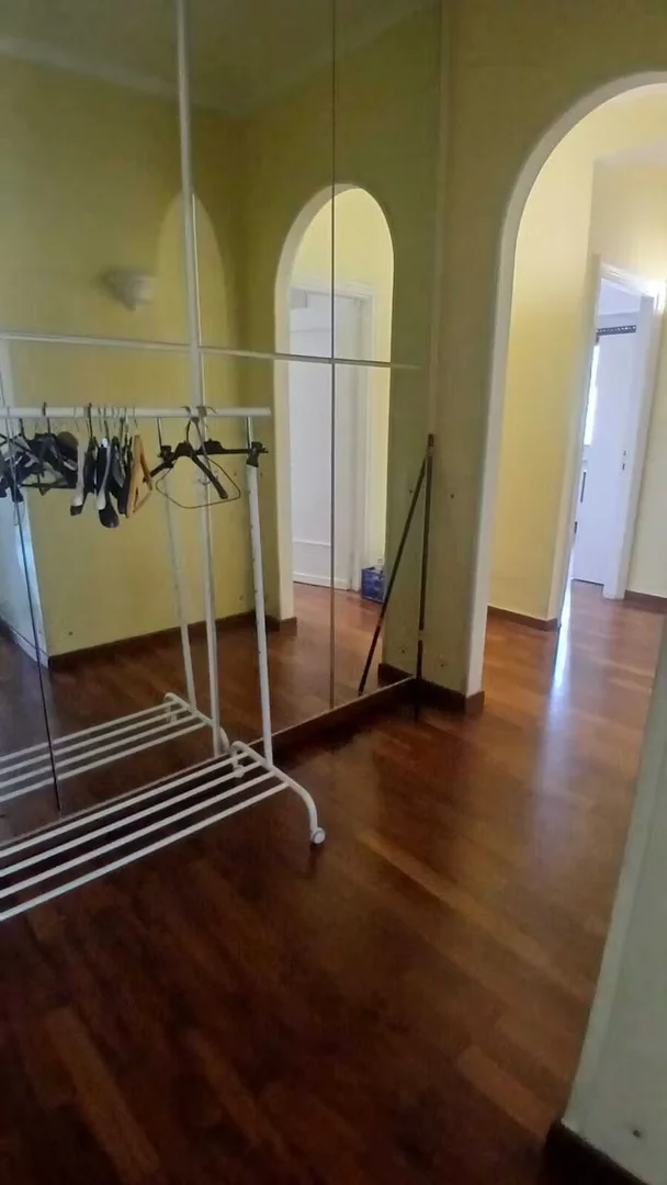 Camera per studenti economica con posizione comoda a 