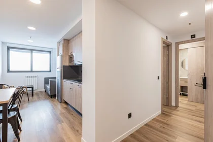 Habitación privada en Avenida del Cardenal Herrera Oria, , imagen 10 de 10
