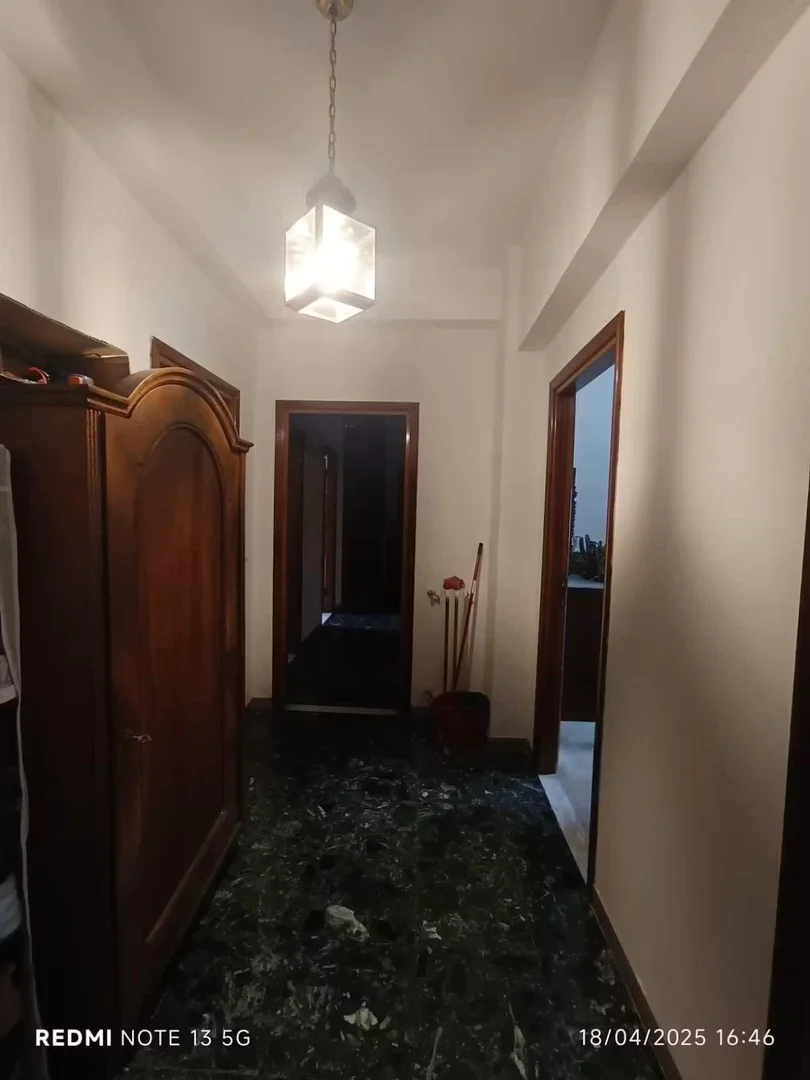 Habitación asequible para estudiantes con buena iluminación en 