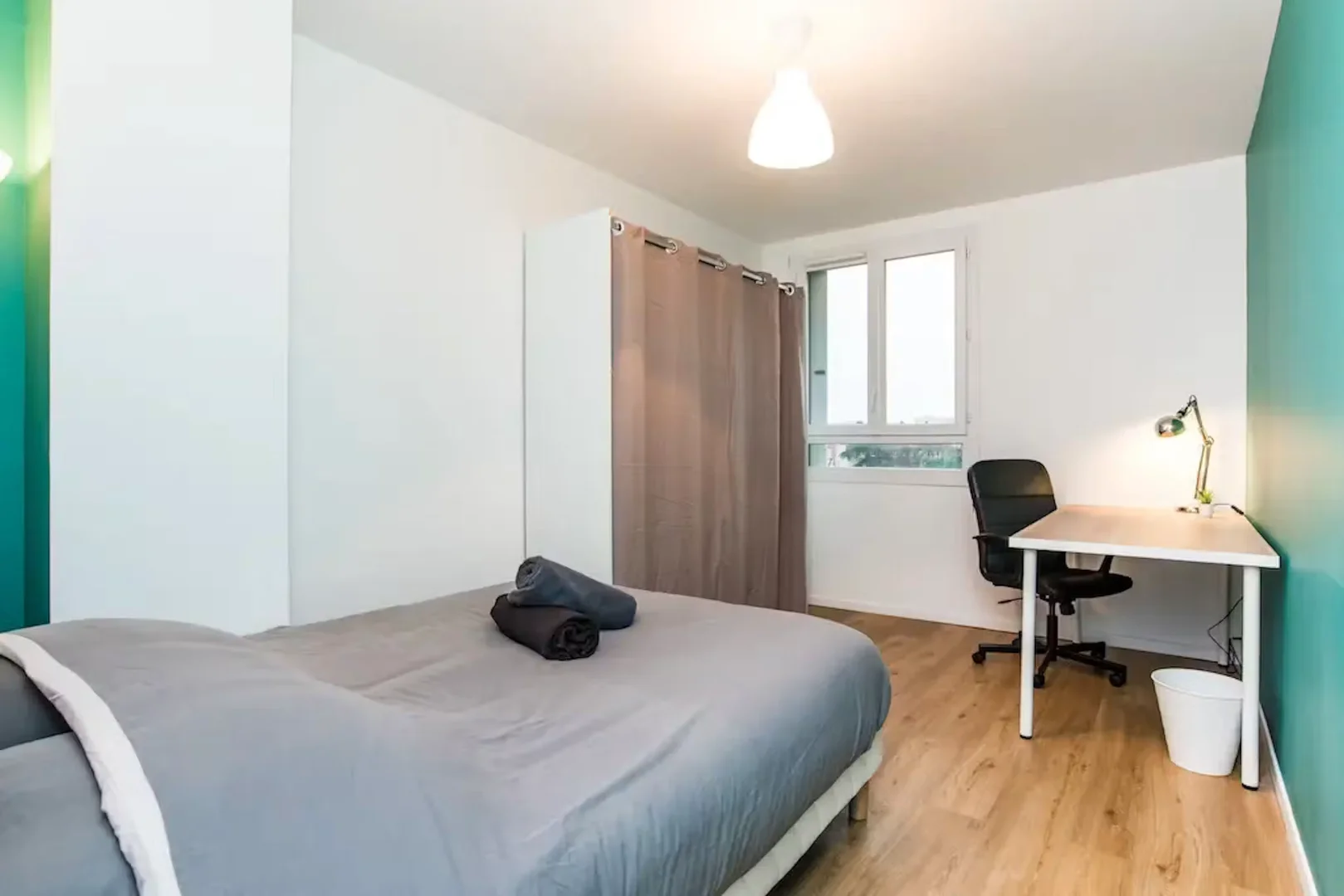 Habitación para estudiantes en  con modernas comodidades