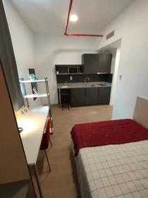 Quarto para alugar num apartamento partilhado em Saragoça