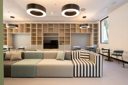 Habitación compartida en apartamento de 3 dormitorios Zaragoza