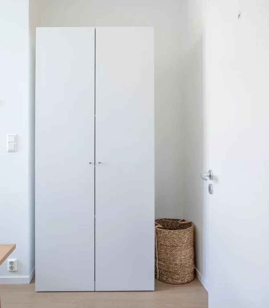 Habitación para estudiantes en  con área de estudio y facilidades compartidas