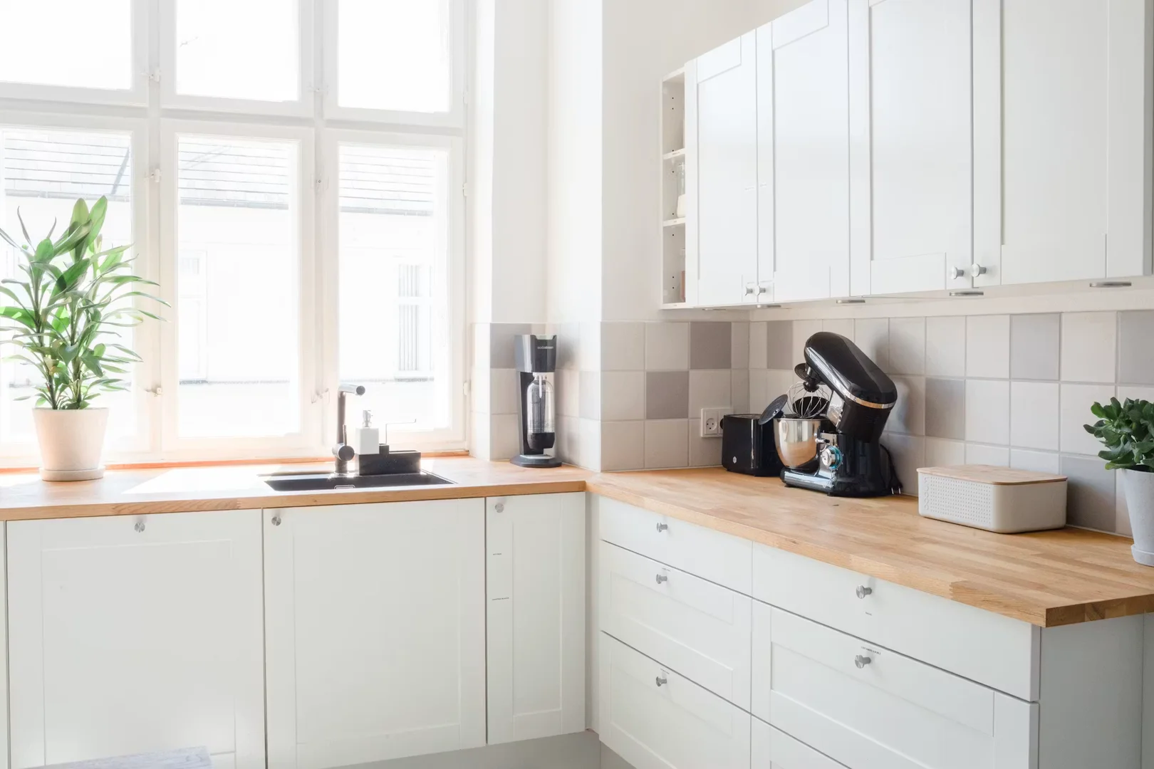 Quarto para alugar em apartamento de estudantes em , totalmente mobilado