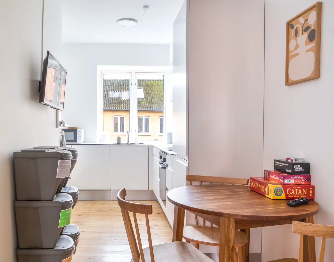 Quarto para alugar em apartamento de estudantes em , totalmente mobilado