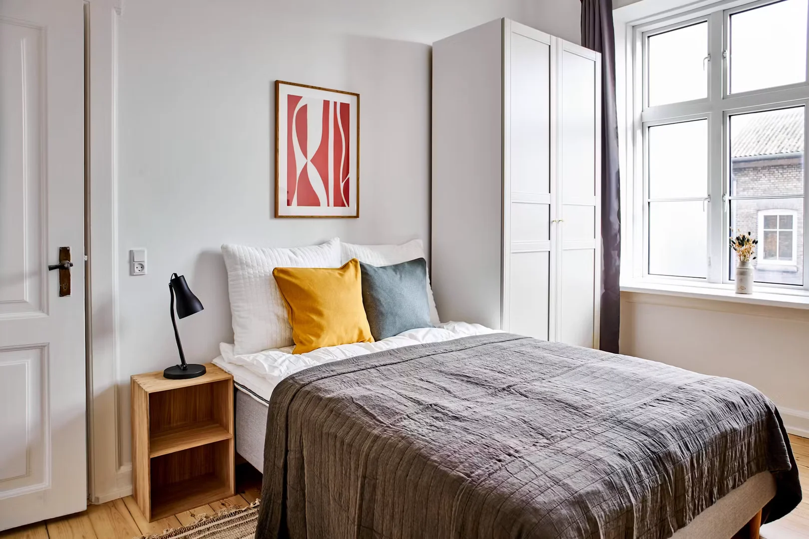Quarto amigo do estudante em com comodidades modernas