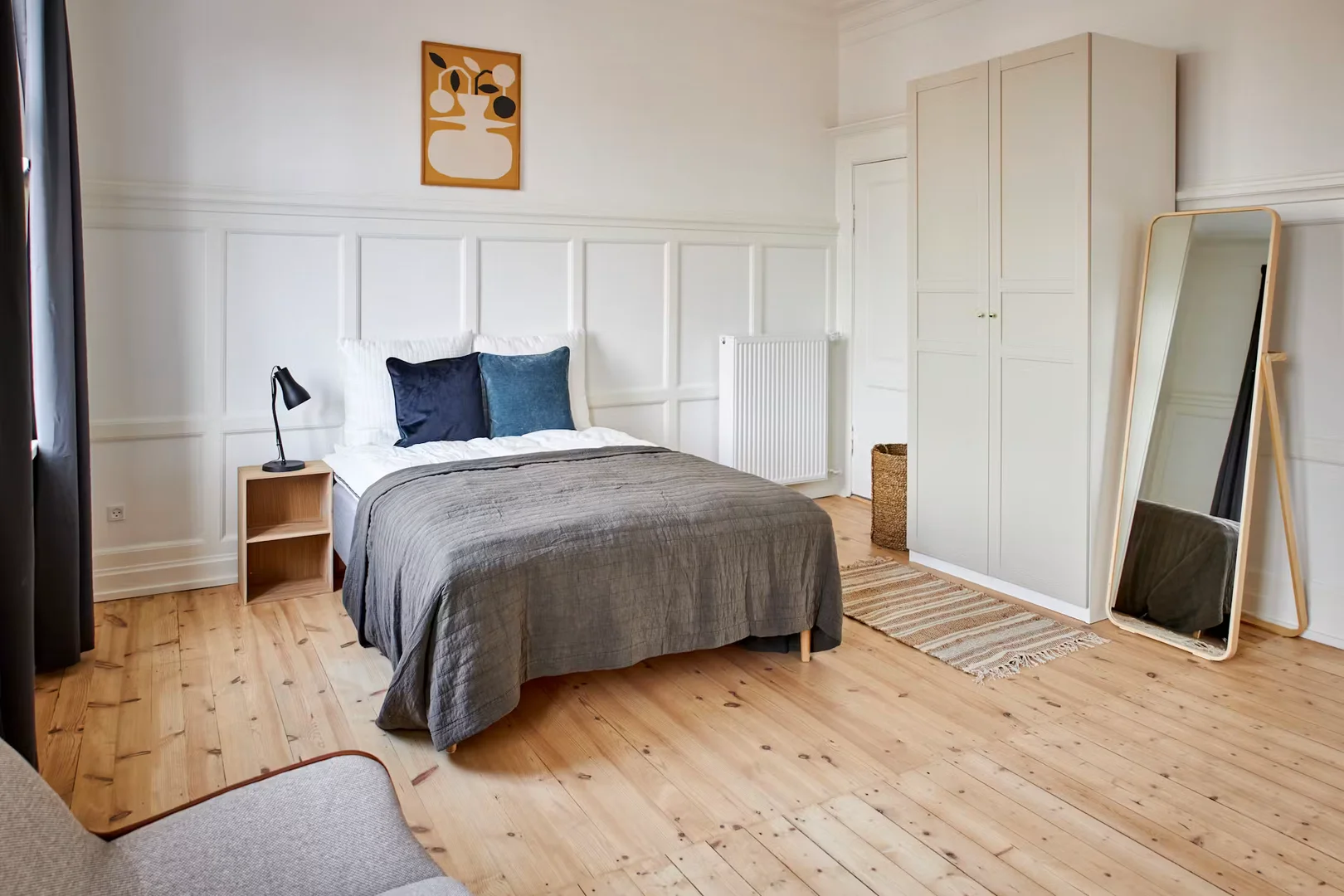 Quarto para alugar em apartamento de estudantes em , totalmente mobilado