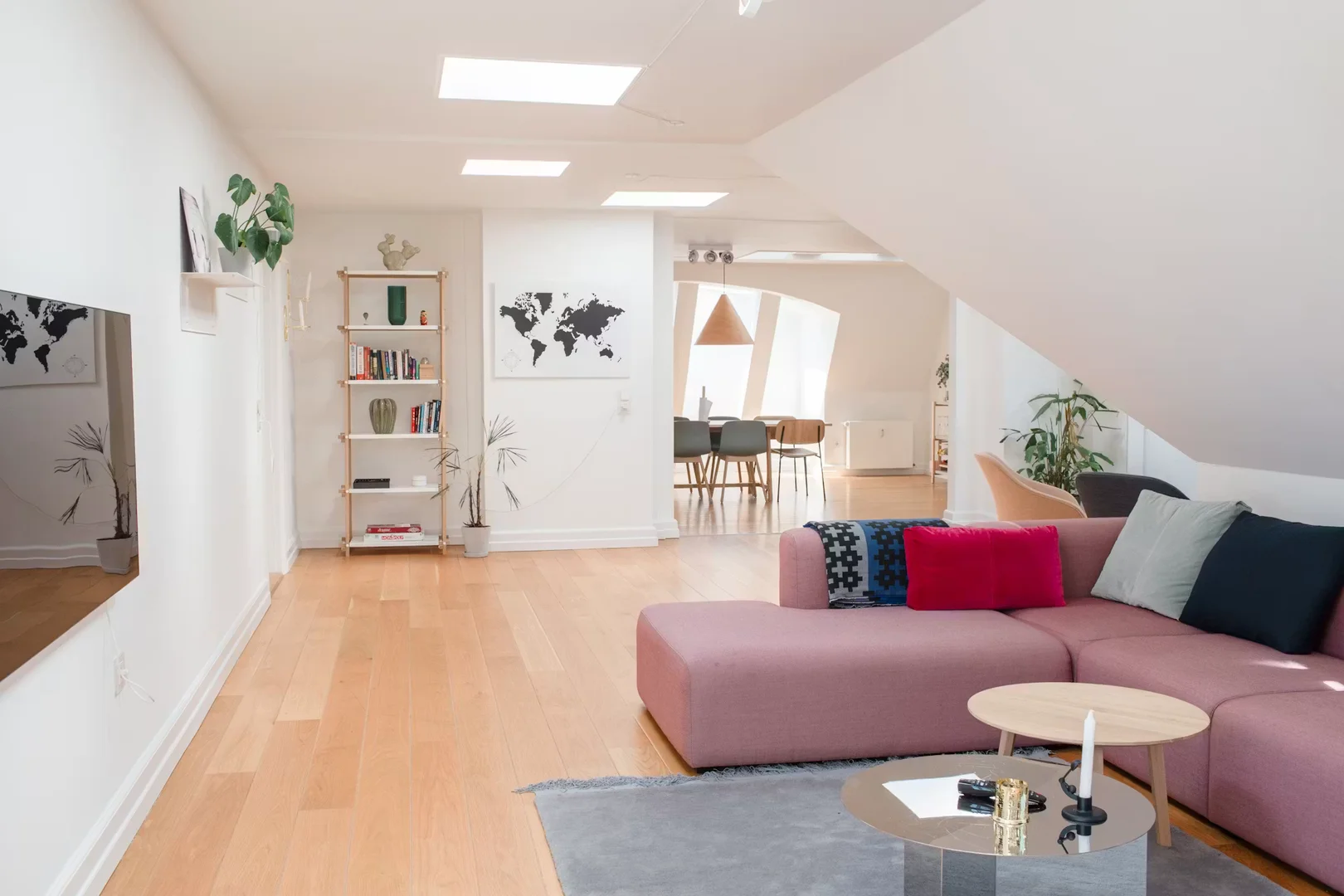 Student-friendly room in with modern amenities