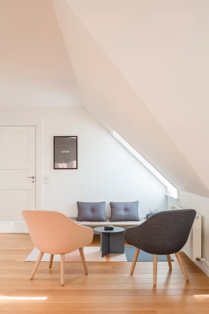 Room for rent in student apartment in , fully furnished