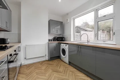 Entire apartment at MacDonald Avenue, Farnworth, image 6 of 10