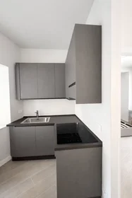 Shared room at Via Sopramuro, Centro Storico, image 7 of 10